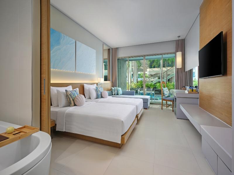 The Kee Resort & Spa image