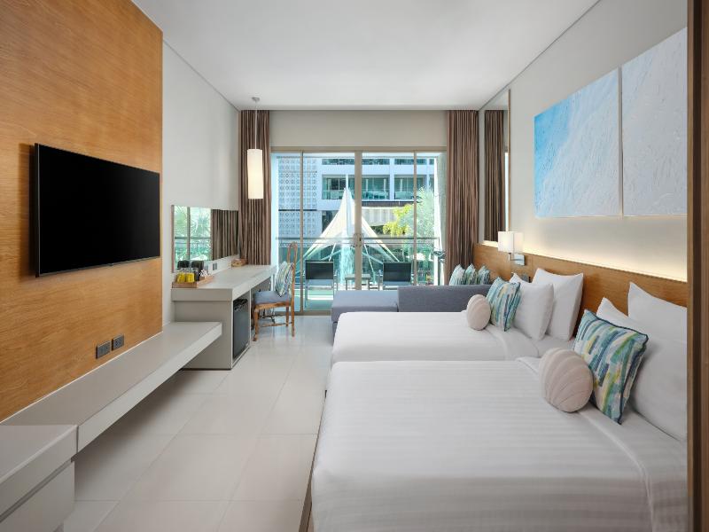 The Kee Resort & Spa image