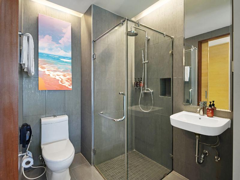The Kee Resort & Spa image