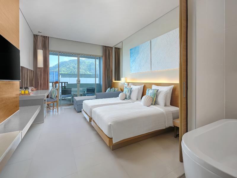 The Kee Resort & Spa image