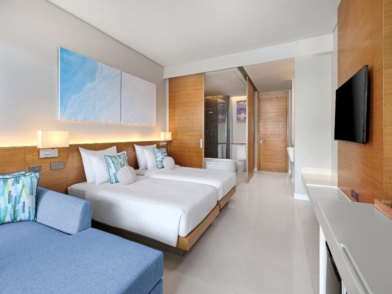 The Kee Resort & Spa image