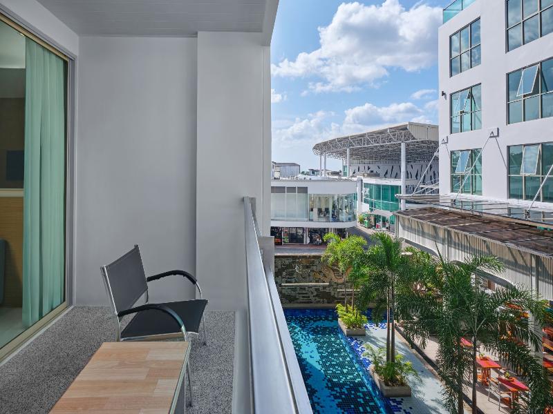 The Kee Resort & Spa image