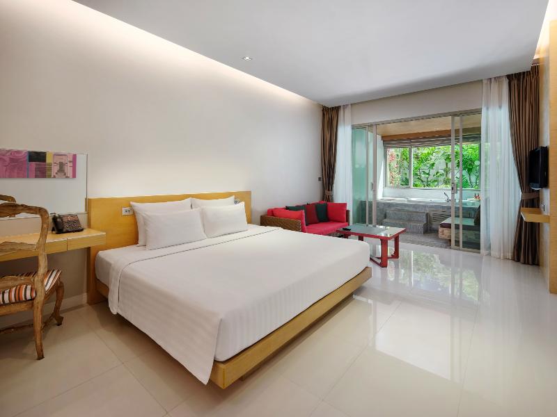 The Kee Resort & Spa image