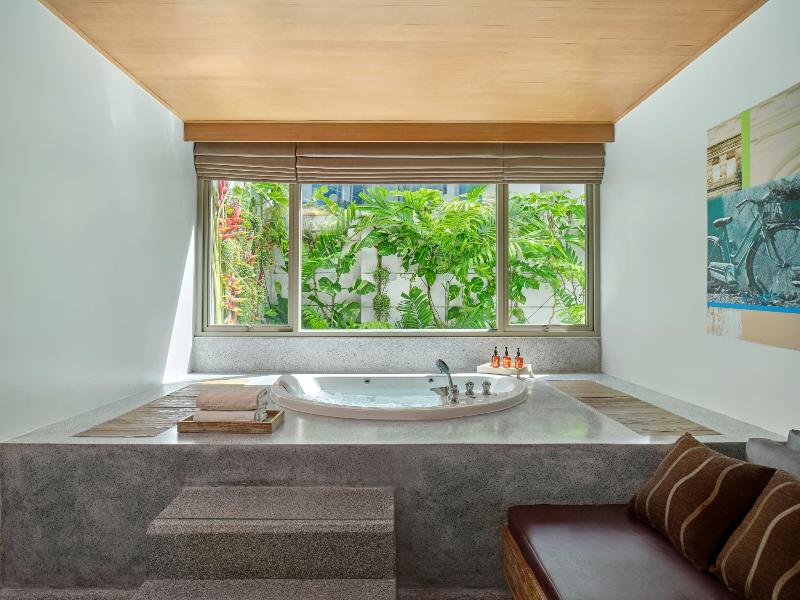 The Kee Resort & Spa image