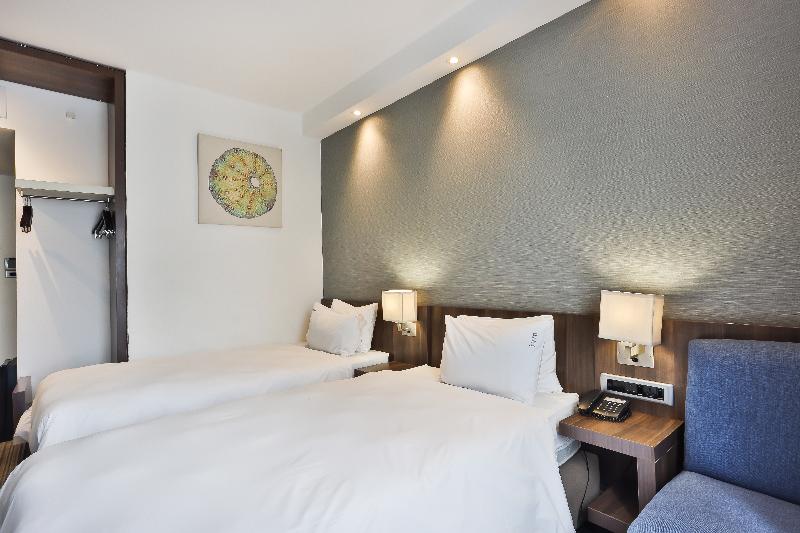 Holiday Inn Express Durban - Umhlanga image
