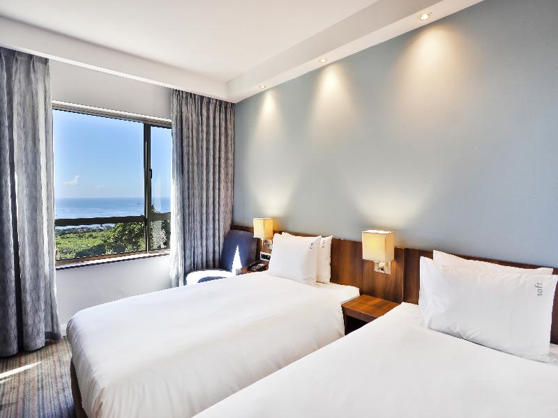 Holiday Inn Express Durban - Umhlanga image