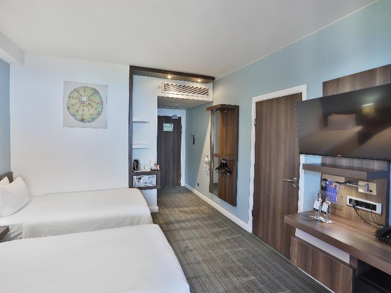 Holiday Inn Express Durban - Umhlanga image