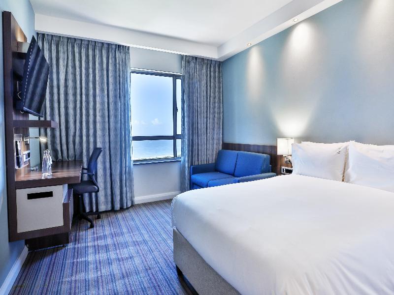 Holiday Inn Express Durban-Umhlanga image