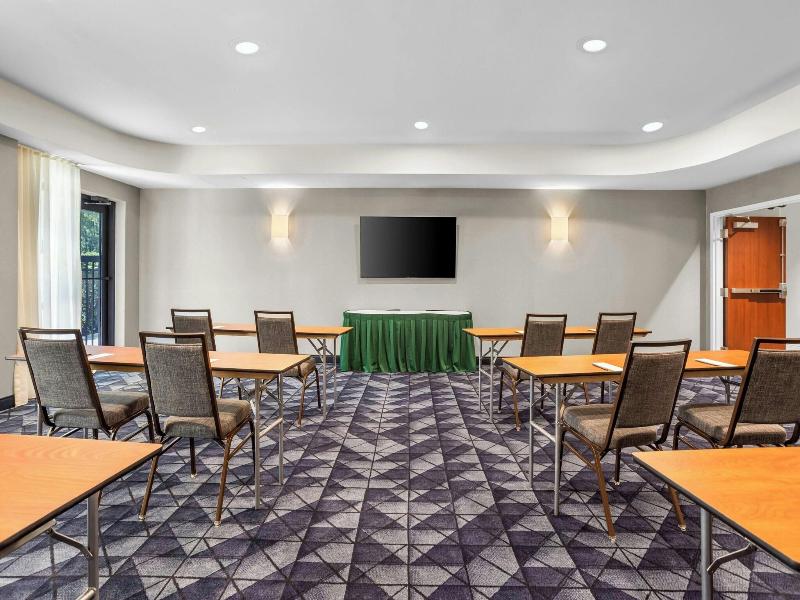 Courtyard By Marriott St Augustine — photo 42