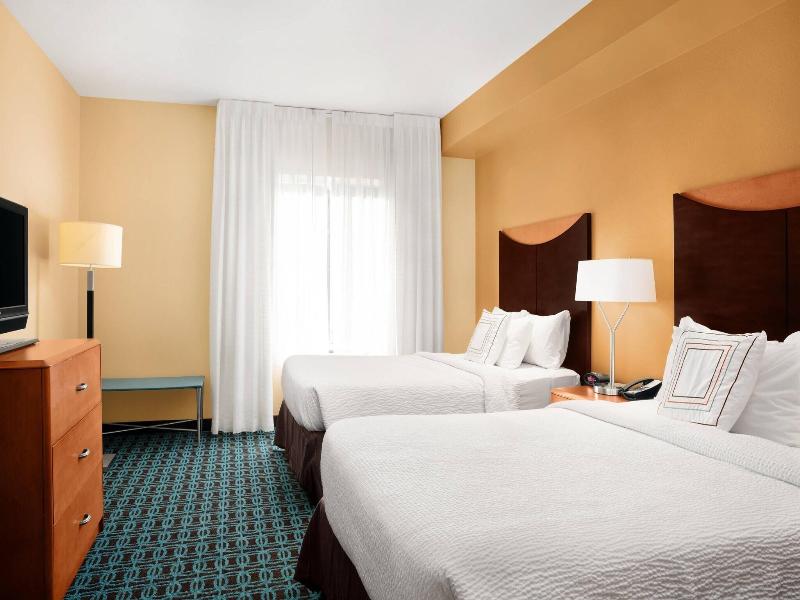QUADRUPLE Accessible Two Double beds
