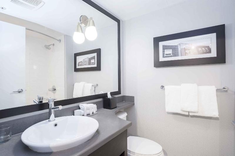 Sandman Signature Hotel & Resorts Prince George image