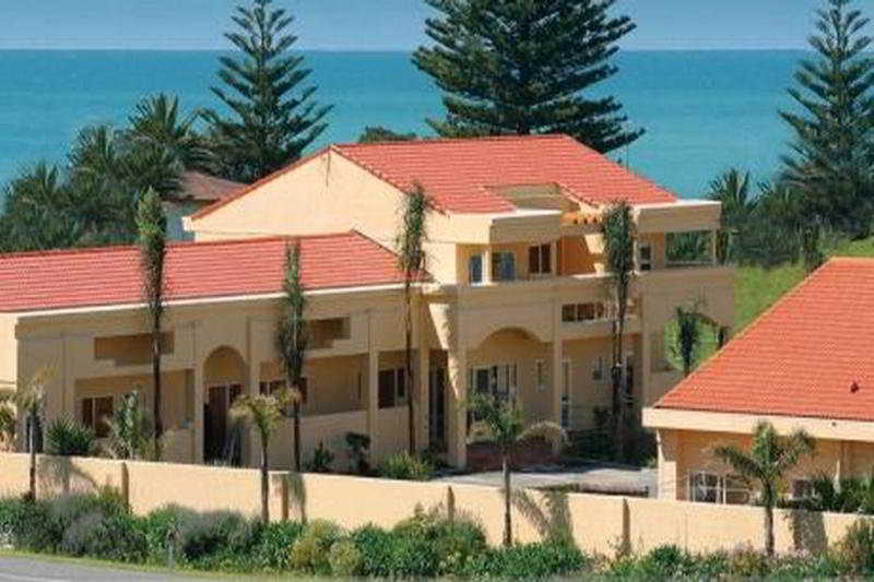 Ocean Beach Motor Lodge
