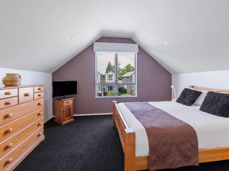 Ramada Resort By Wyndham Rotorua Marama image
