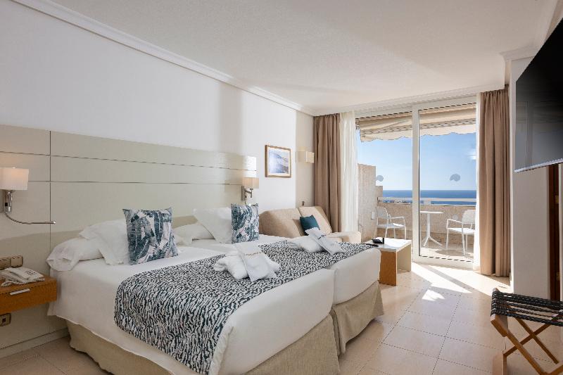 Landmar Playa La Arena image