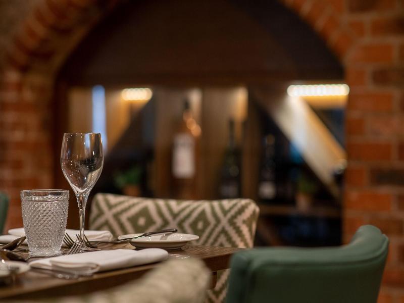 Middletons Hotel image