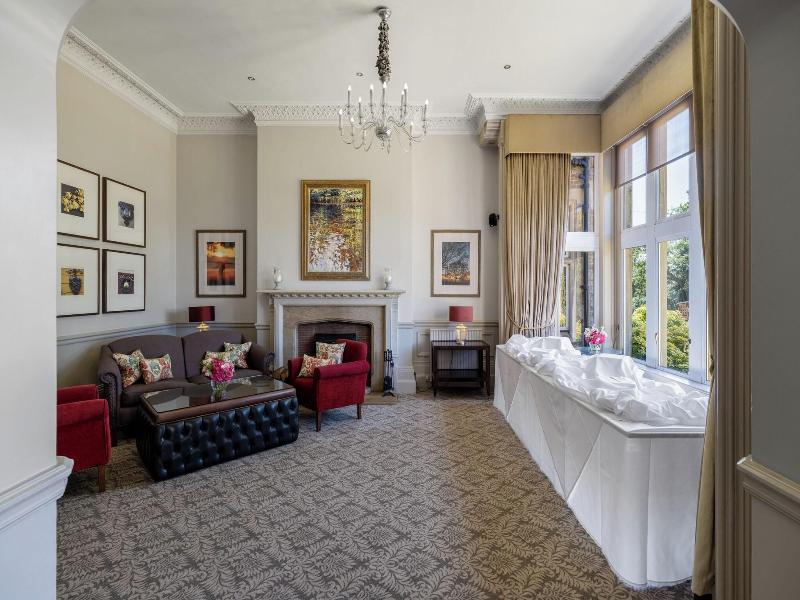 Hartsfield Manor image