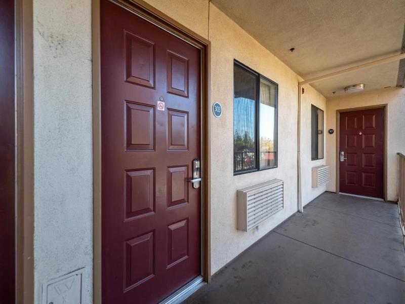 Red Roof Inn & Suites Rancho Cordova - Sacramento image