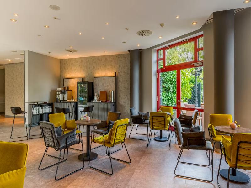 elaya frankfutrt oberursel, Trademark Collection