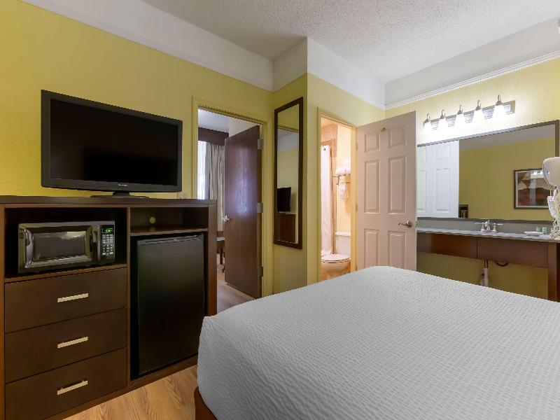 Best Western Phoenix Goodyear Inn image