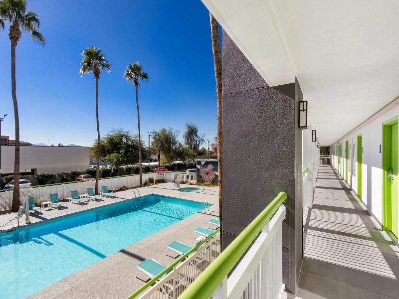 Revival Scottsdale Studios image