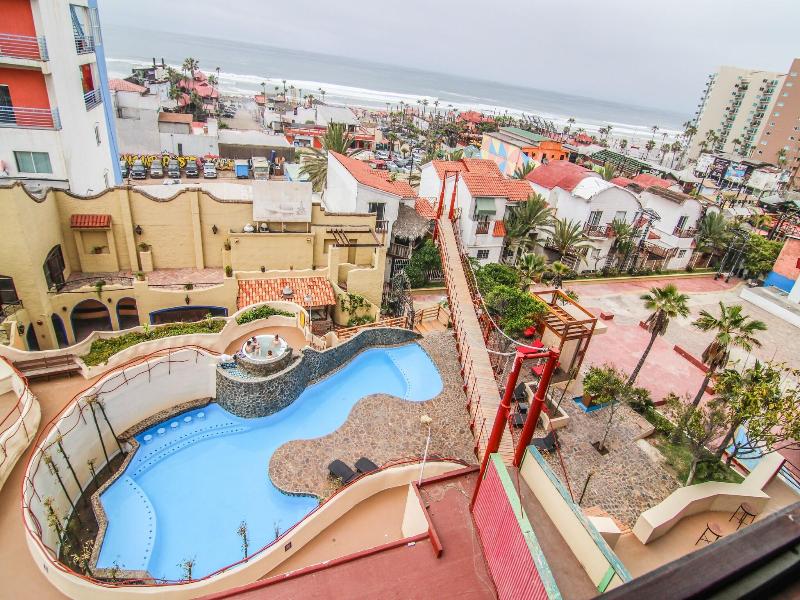 Festival Plaza Rosarito image