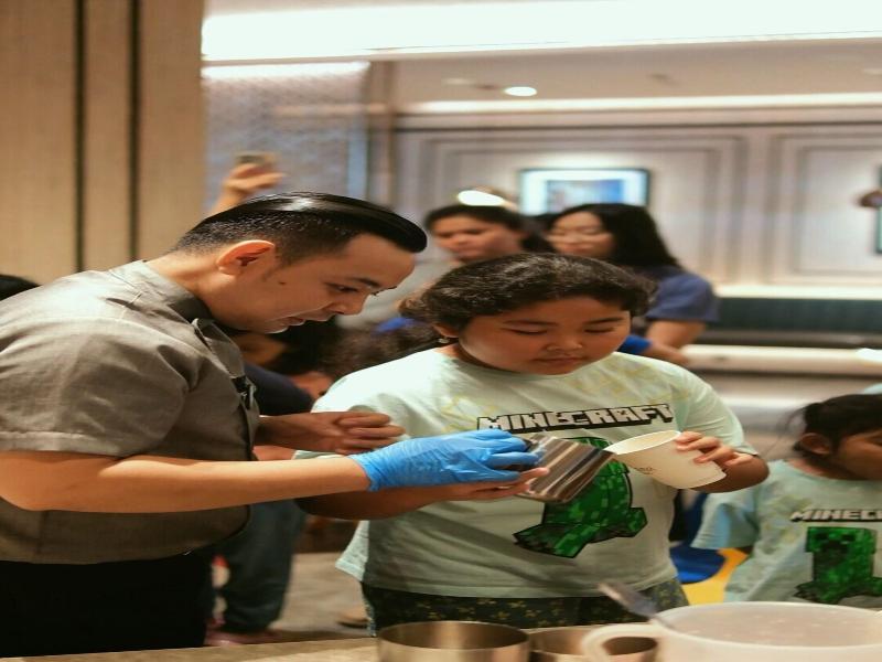 Sheraton Surabaya Hotel & Towers image