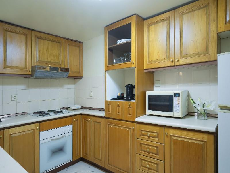 Sheraton Surabaya Hotel & Towers image