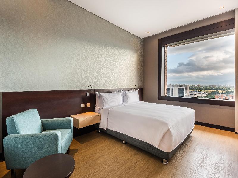 DoubleTree by Hilton Bogotá Salitre AR image
