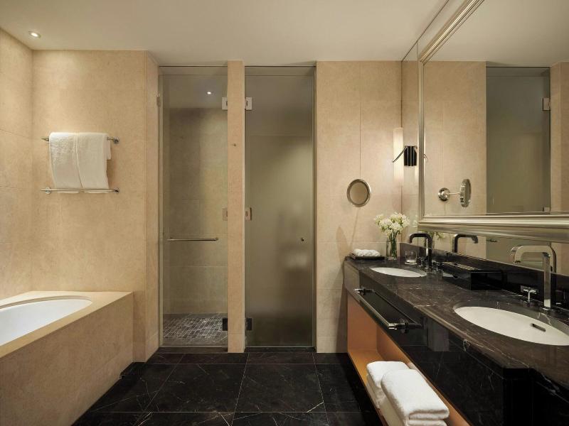 St Regis Osaka image