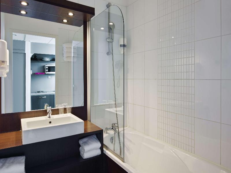 Sure Hotel by Best Western Nantes Beaujoire image