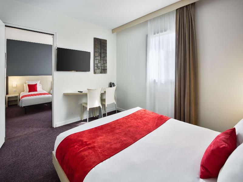 Sure Hotel by Best Western Nantes Beaujoire image