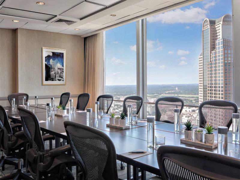Sheraton Dallas image