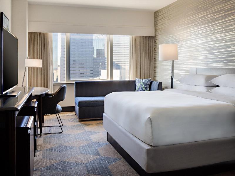Sheraton Dallas image