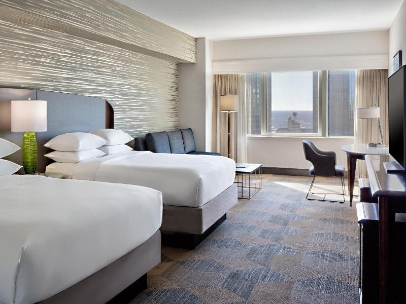 Sheraton Dallas image