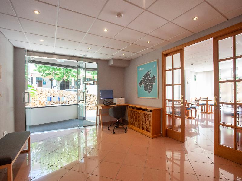 Hostal Residencia Sutimar image