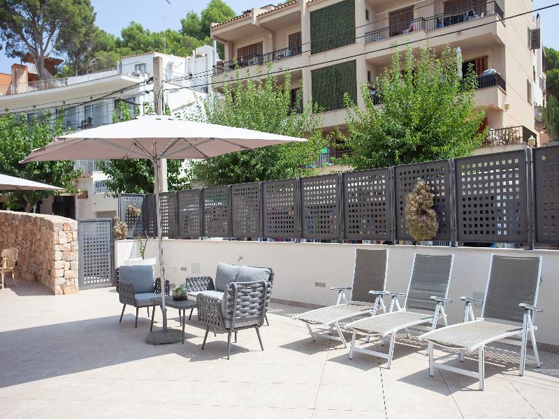 Hostal Residencia Sutimar image