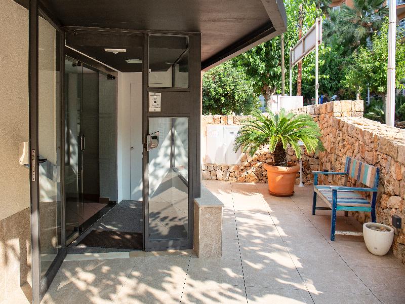 Hostal Residencia Sutimar image