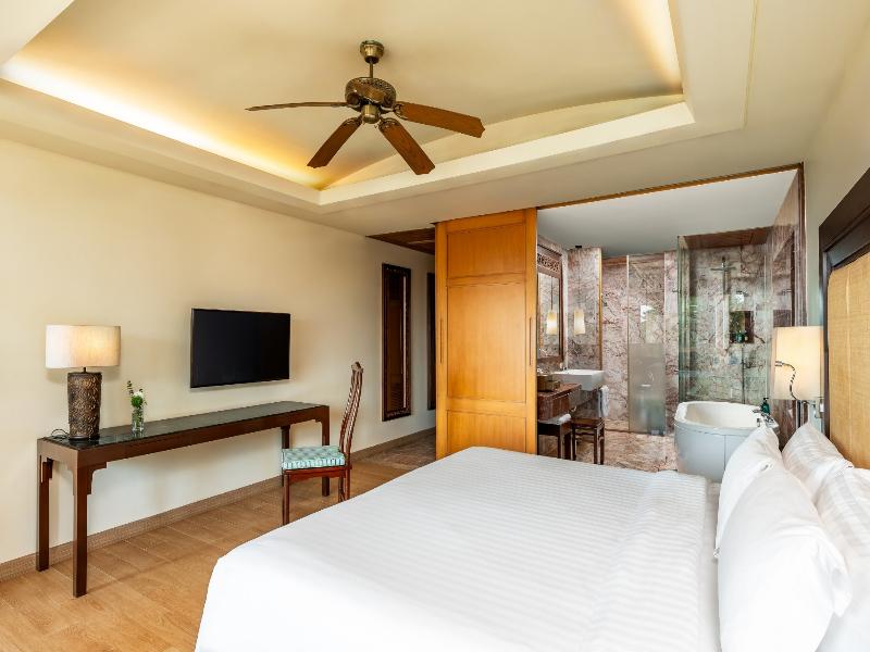 Centara Grand Beach Resort Phuket image