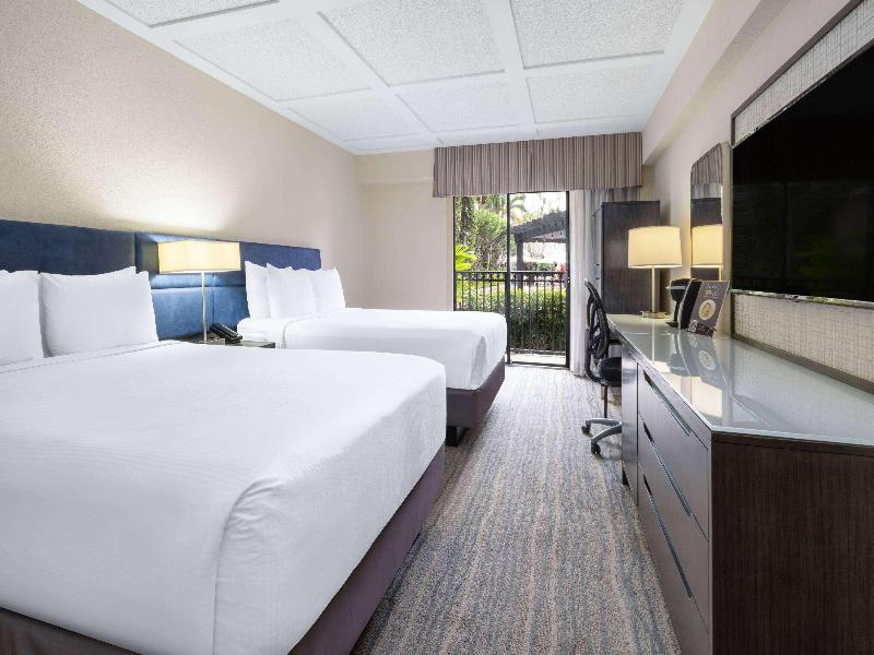 Wyndham Boca Raton image