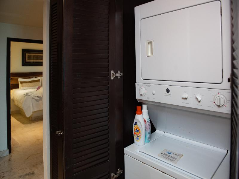 El Taj Ocean Front and Beachside Condo Hotel image