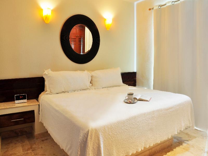 Maya Villa Condo Hotel image