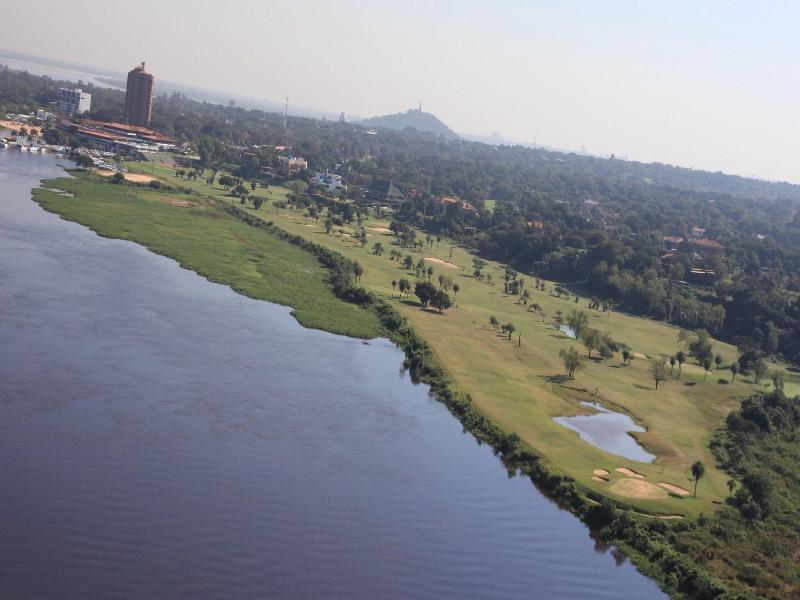 Resort Yacht Y Golf Club Paraguayo image