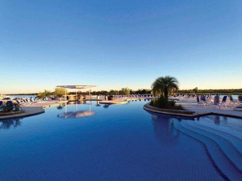 Resort Yacht Y Golf Club Paraguayo image