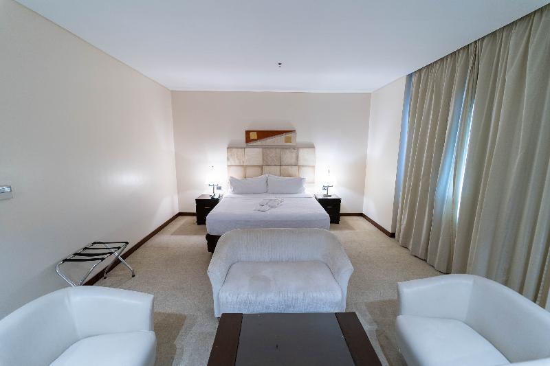 Crowne Plaza Asuncion image