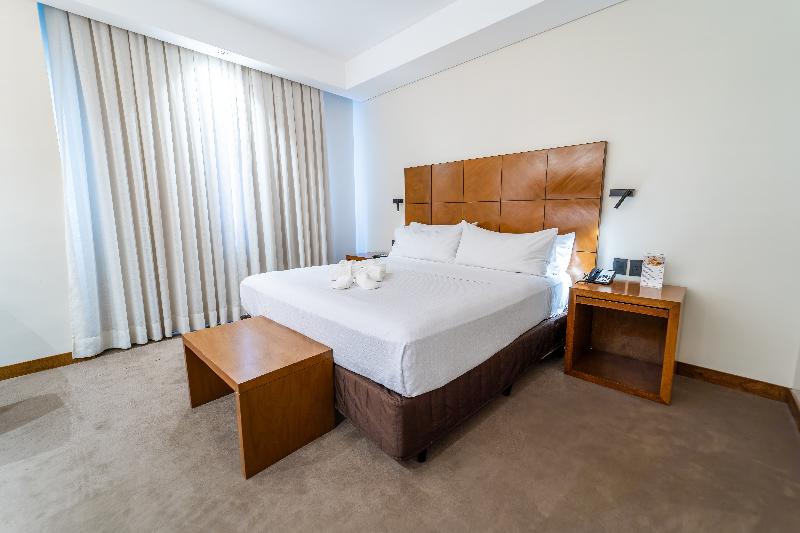 Crowne Plaza Asuncion image