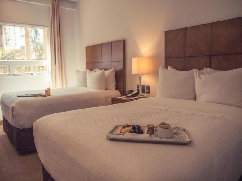 Crowne Plaza Asuncion image