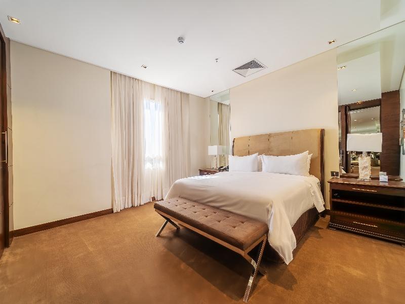 Crowne Plaza Asuncion image