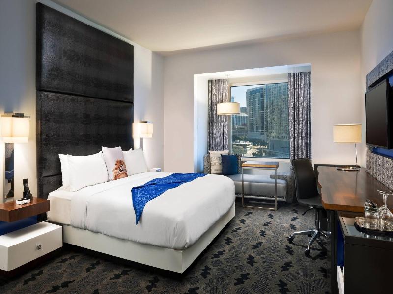 W Dallas Victory image