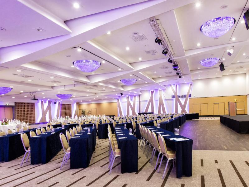 Radisson Blu Hotel & Conference Centre, Salzburg image