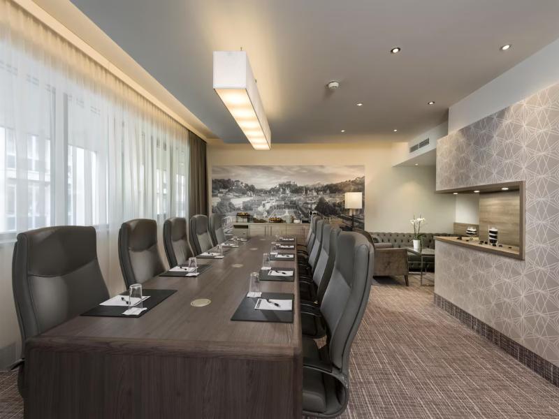 Radisson Blu Hotel & Conference Centre, Salzburg image